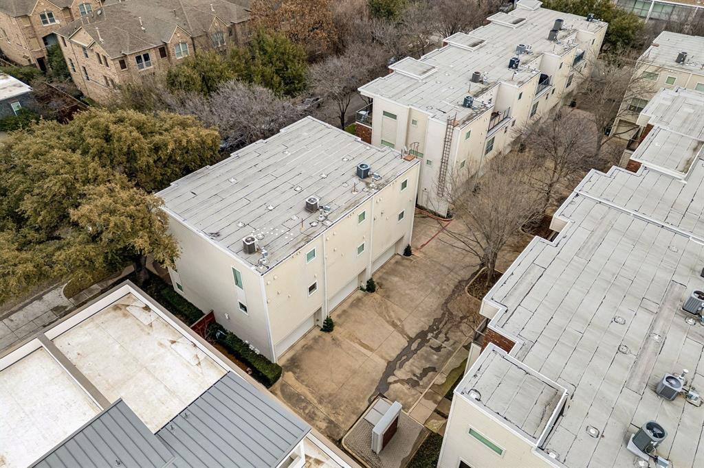 Holland Oaks Condo - Residential