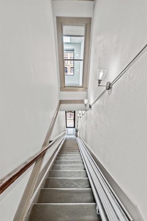 Original Cleburn - Commercial Lease