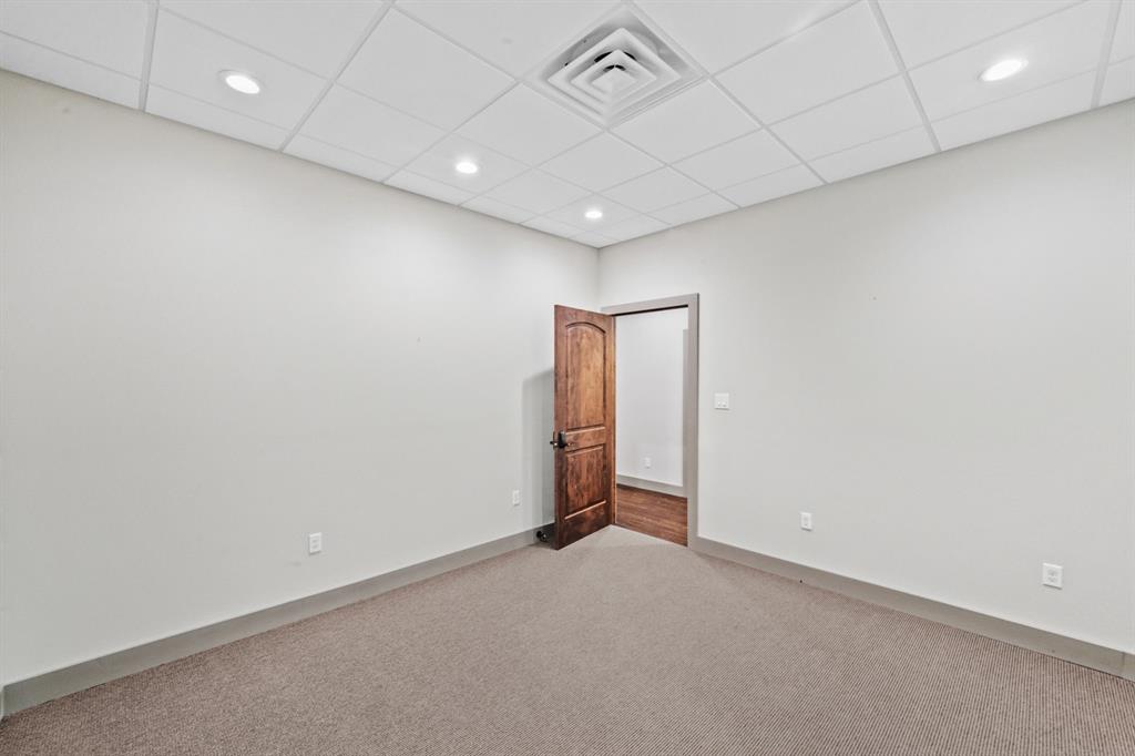 Original Cleburn - Commercial Lease