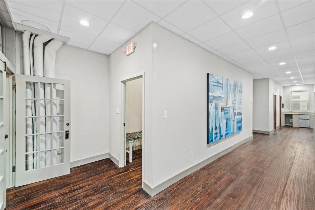 Original Cleburn - Commercial Lease