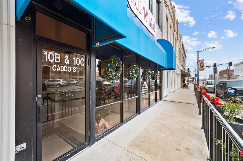 Original Cleburn - Commercial Lease