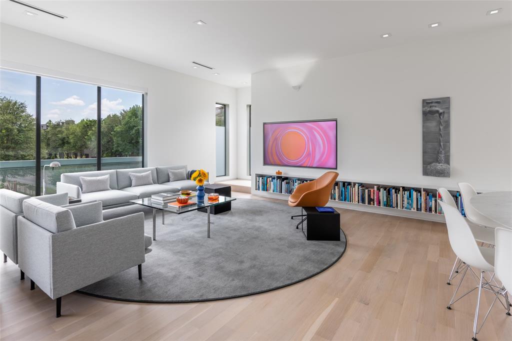 Modern Living Henderson - Residential