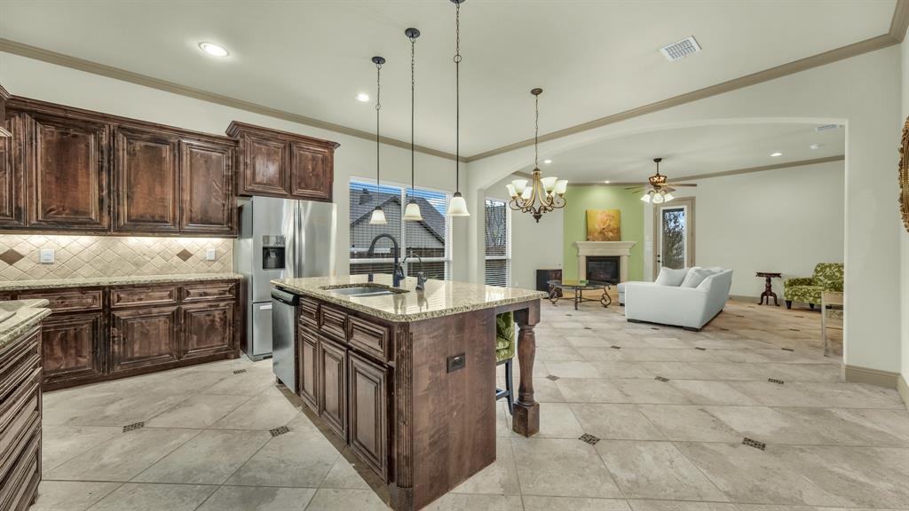 1230 Thistle Hill Trail