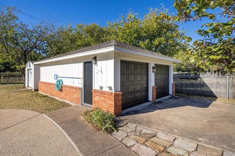 Tiny photo for 7016 Deville Drive, North Richland Hills, TX 76180 (MLS # 21101580)