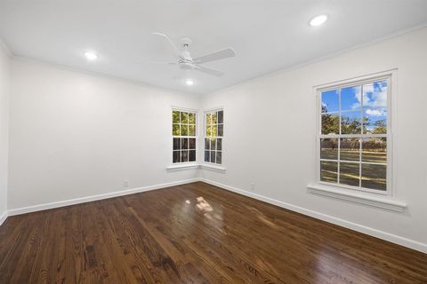 Tiny photo for 7016 Deville Drive, North Richland Hills, TX 76180 (MLS # 21101580)