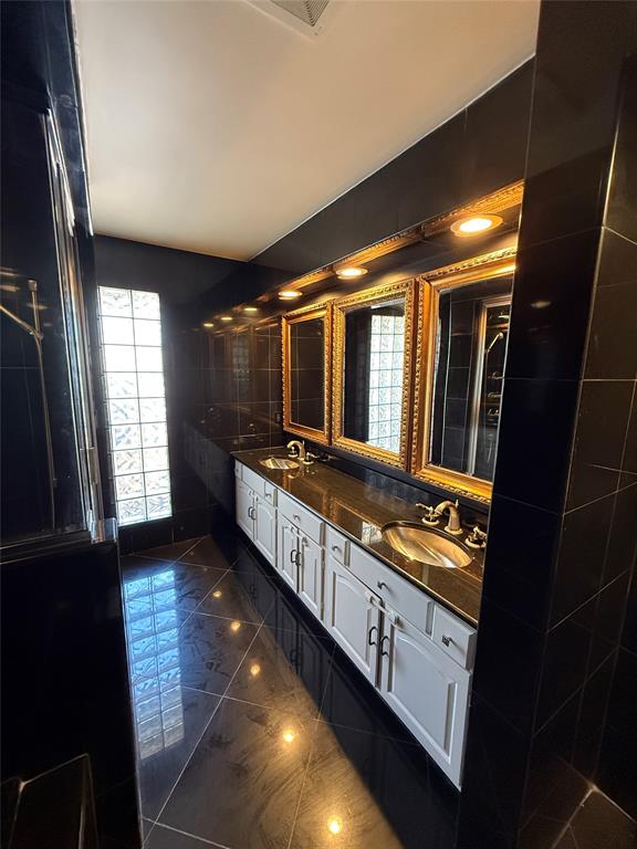 Chimney Hill 1st Inst - Residential Lease