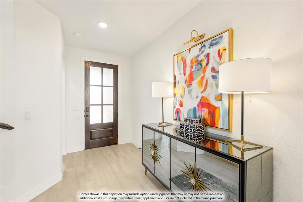 921 River Oaks Drive