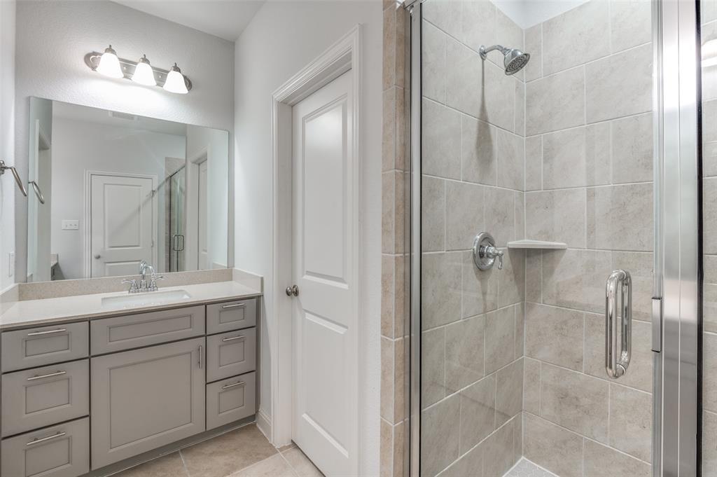 Gables At Ohio - Residential Lease