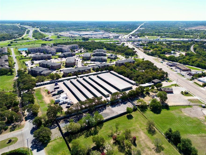 Property Description – 5008 Collett Little Rd, Fort Worth, TX
Lot Size: 2.421 acres (˜105,455 sq ft)
Zoning: ER & E (Entertainment, Recreation, and Events)
Utilities: Public water and sewer, electric, and natural gas available at or near site
Access: Dual access – backs up to Hwy 287 and has direct frontage on Collett Little Road

This 2.42-acre parcel is positioned near the junction of I-20, Hwy 820, and Business 287, providing strong regional connectivity. The site benefits from dual road access, with direct entry from Collett Little Road and backing up to Highway 287, enhancing visibility, accessibility, and potential traffic flow for future development.
Located in a growing corridor of southeast Fort Worth, the property is near ongoing highway expansion and infrastructure improvements that are boosting development activity.
The ER & E zoning supports a broad range of permitted uses, including commercial, residential, and mixed-use projects, with city interest in development that contributes to long-term growth. The availability of key utilities and strong transportation access increases the site’s readiness and long-term value.