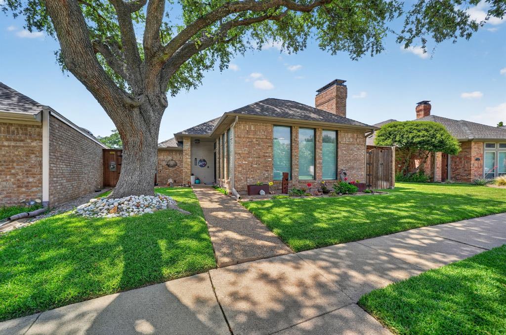 806 Oakway Court
