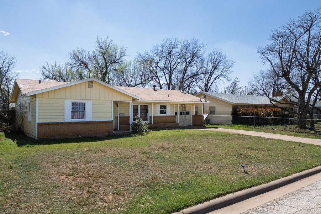 3241 Sherry Lane