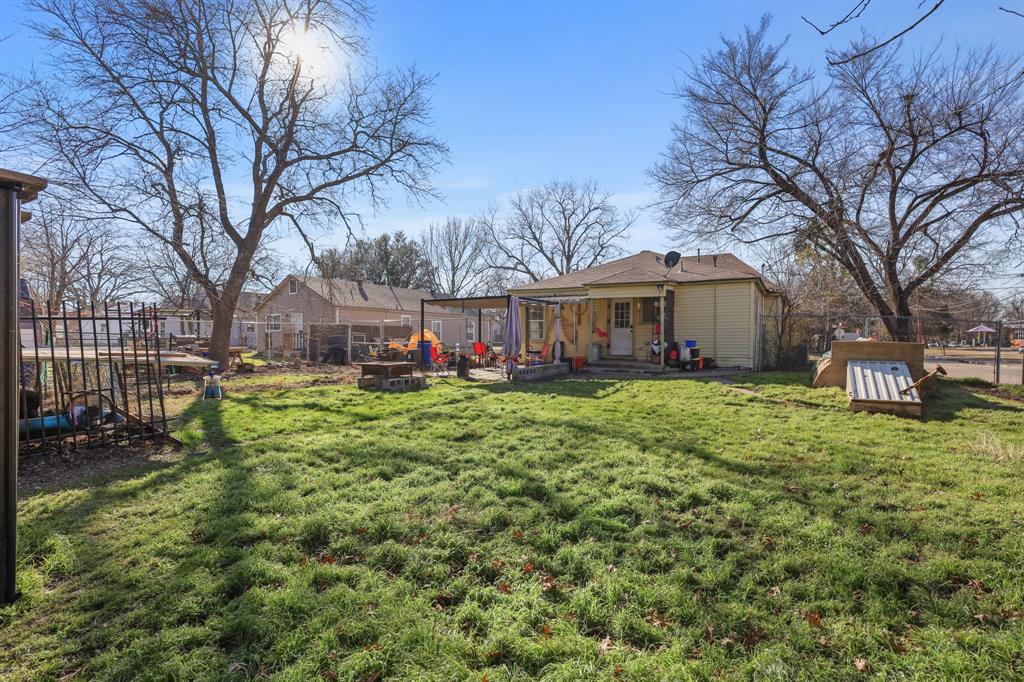 Farmersville Original Donation - Residential