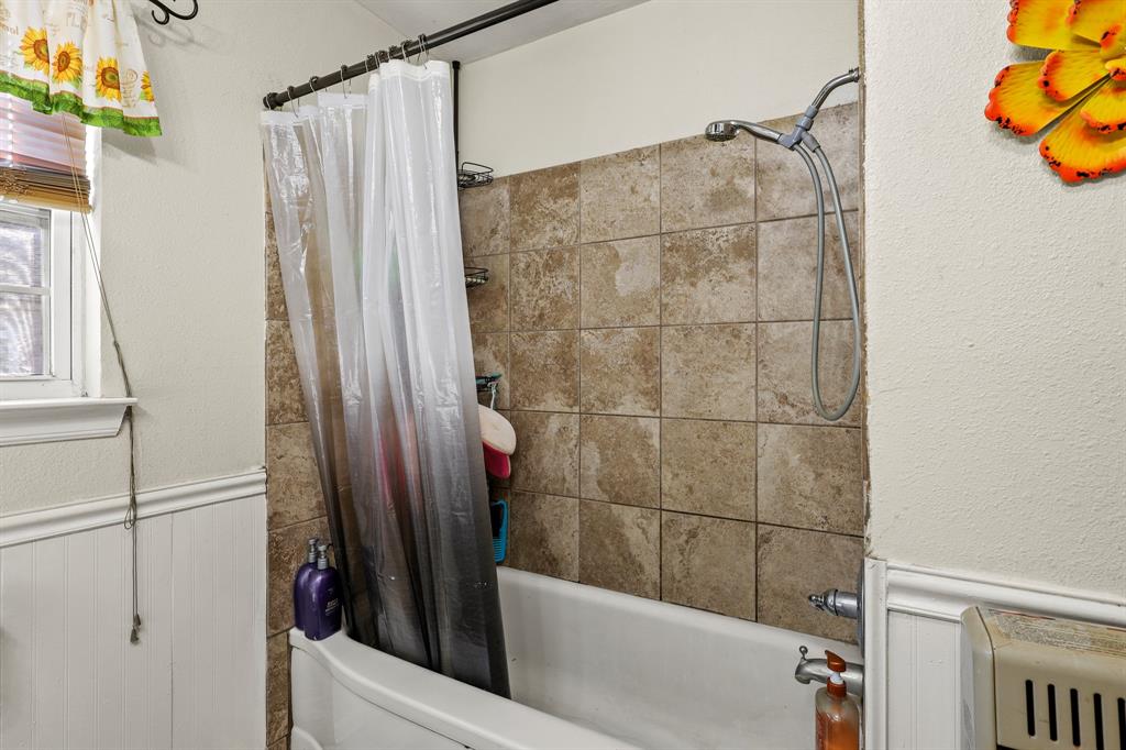 Farmersville Original Donation - Residential