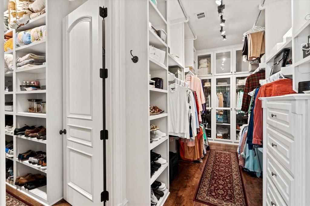 The Estates Of Hogans Glen - Residential