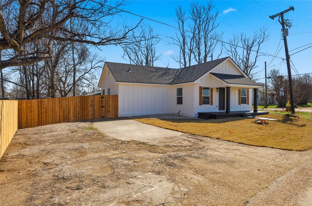 Mcgees Katy Shop Heights - Residential