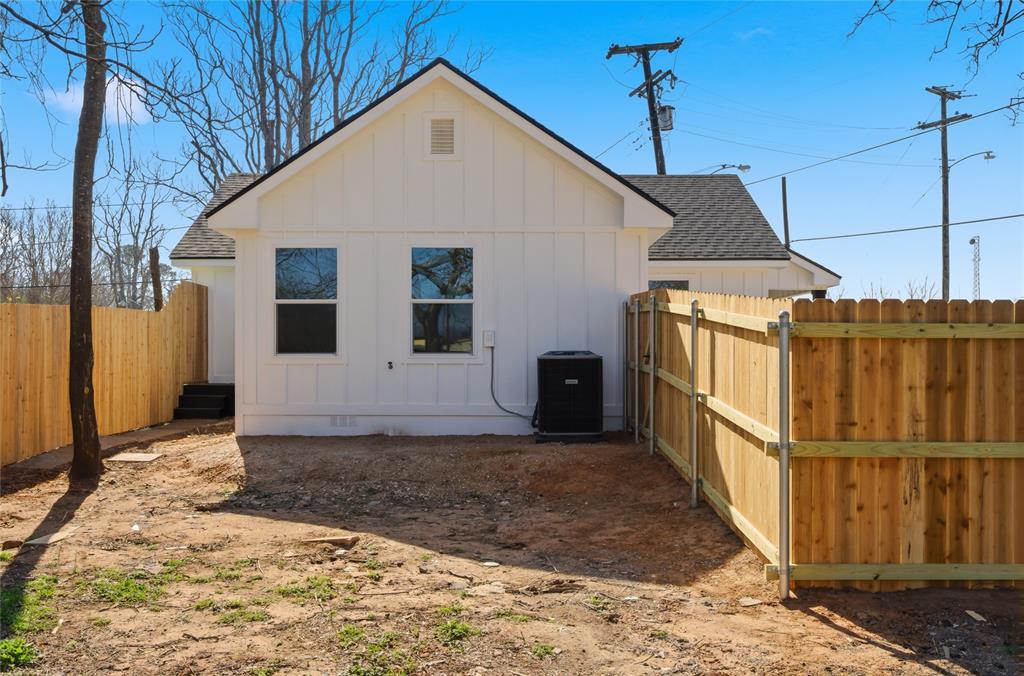 Mcgees Katy Shop Heights - Residential