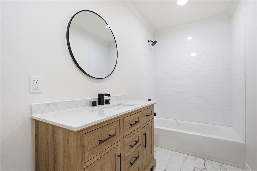 Mcgees Katy Shop Heights - Residential