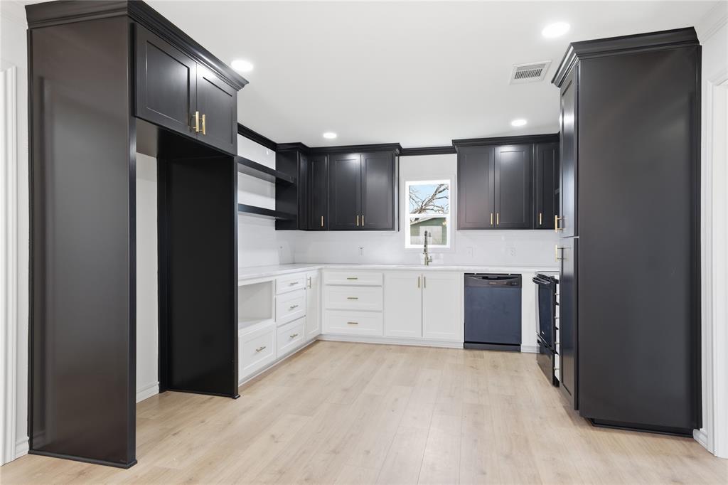 Mcgees Katy Shop Heights - Residential