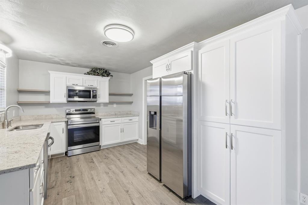 Walker Oaks Add - Residential