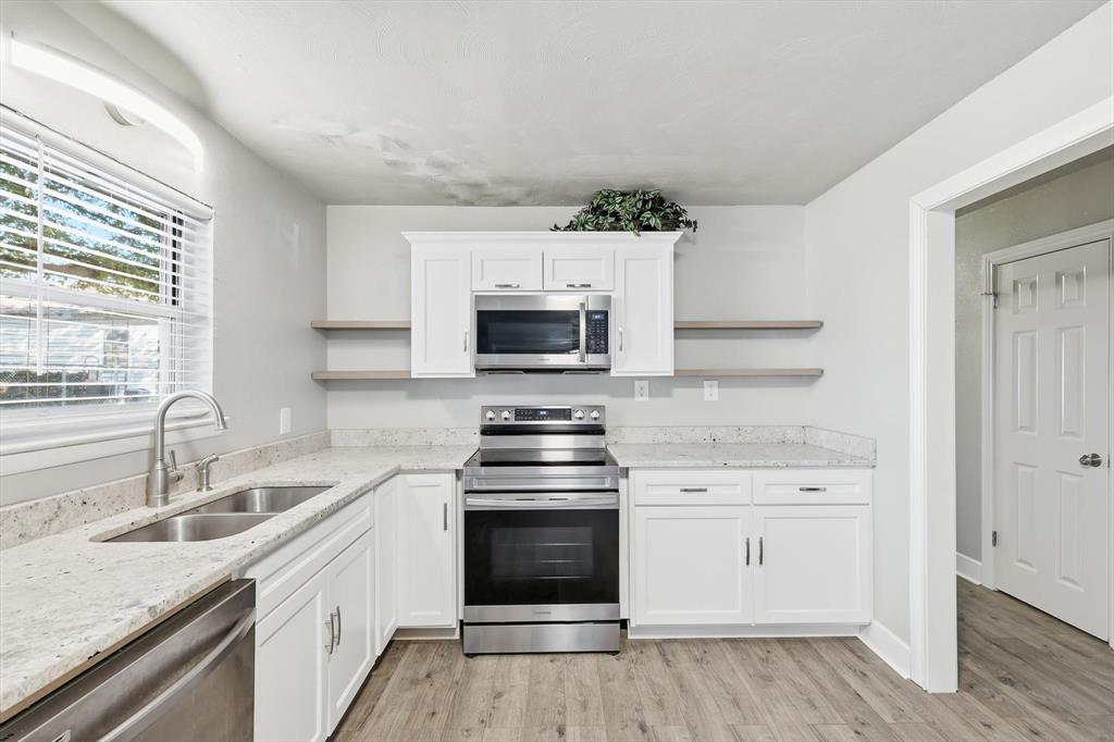 Walker Oaks Add - Residential