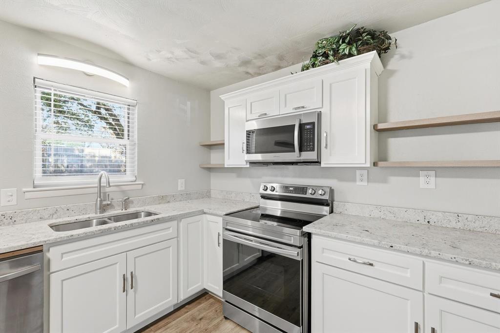 Walker Oaks Add - Residential