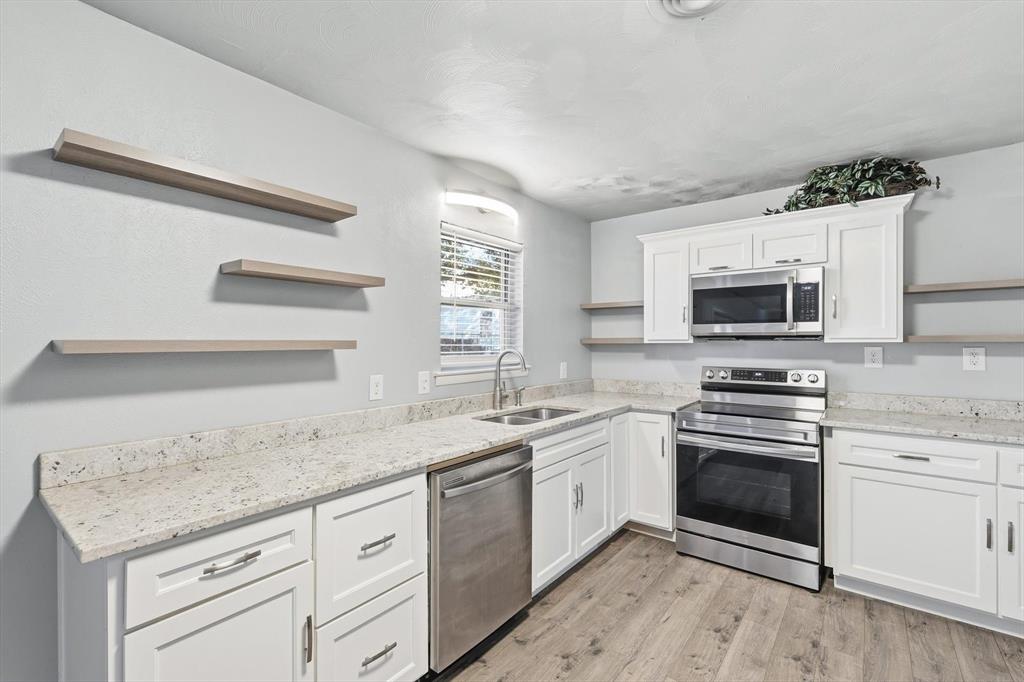 Walker Oaks Add - Residential