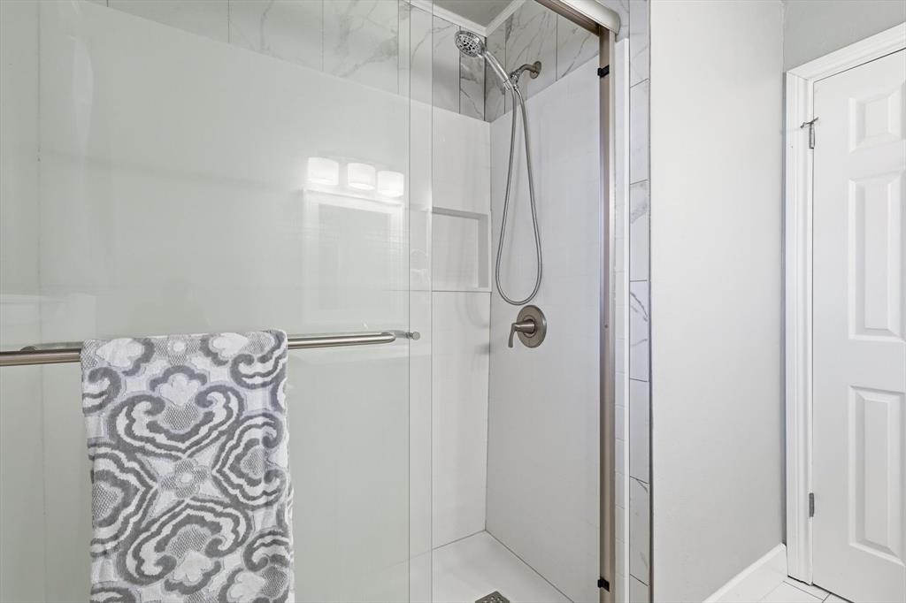 Walker Oaks Add - Residential