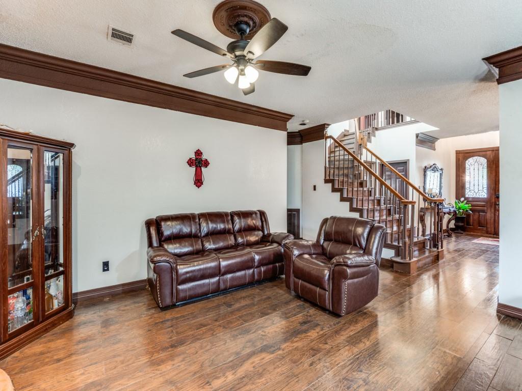2732 Stonepointe