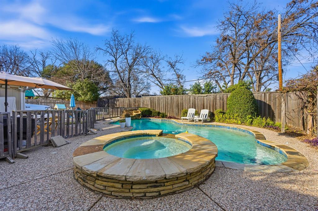 Lake Highlands North - Residential