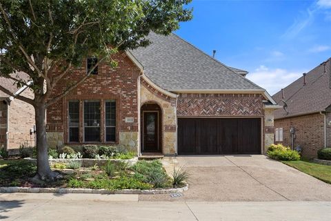 2633 Waters Edge Lane Fort Worth TX 76116
