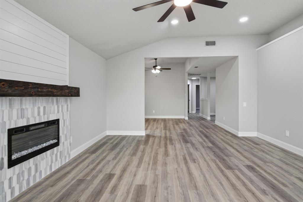 8105 Spruce Valley Drive