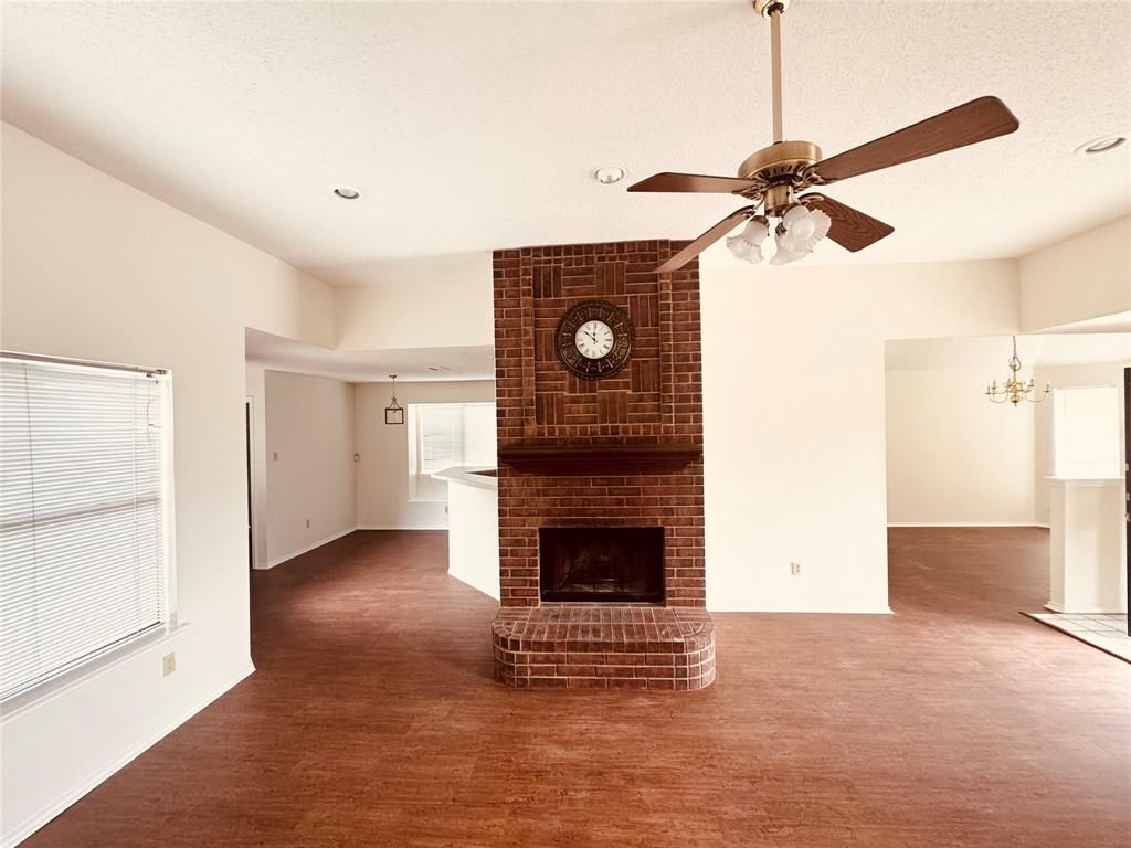 Photo of 1217 Buckeye Drive, Mesquite, TX 75181 (MLS # 21188154)