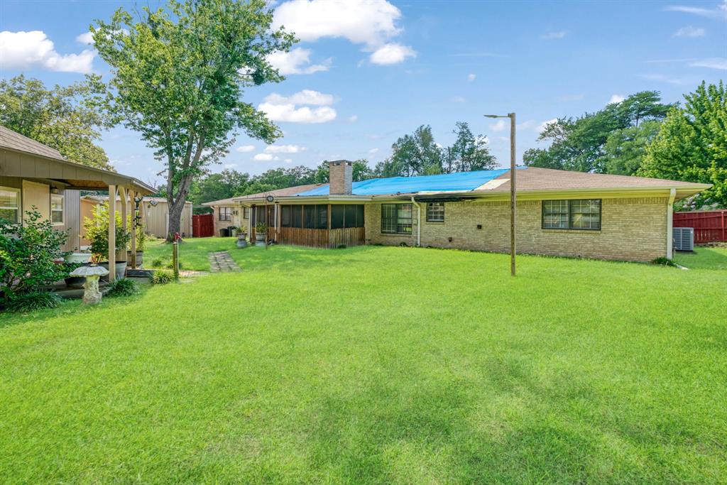 815 S Collegiate Drive