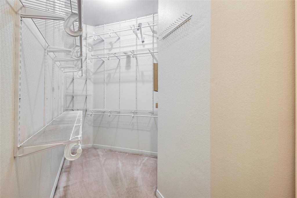 Crowley, Texas 76036, United States, 4 Bedrooms Bedrooms, ,3 BathroomsBathrooms,Residential,Pending,117127