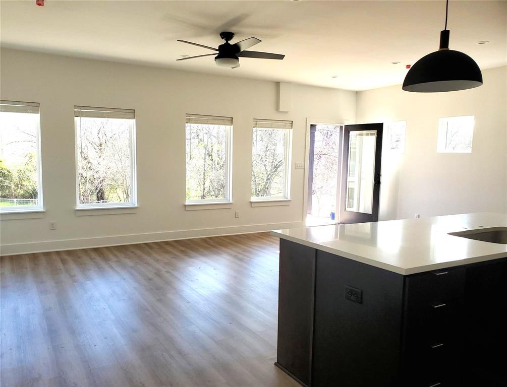 Crescent Crk Villas - Residential Lease