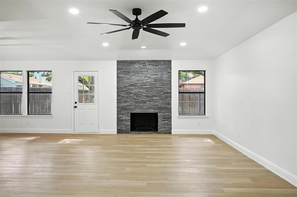 7758 Crestview Court