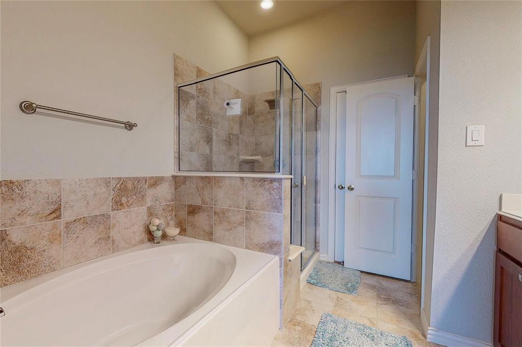 Lake Ridge Town Homes - Residential