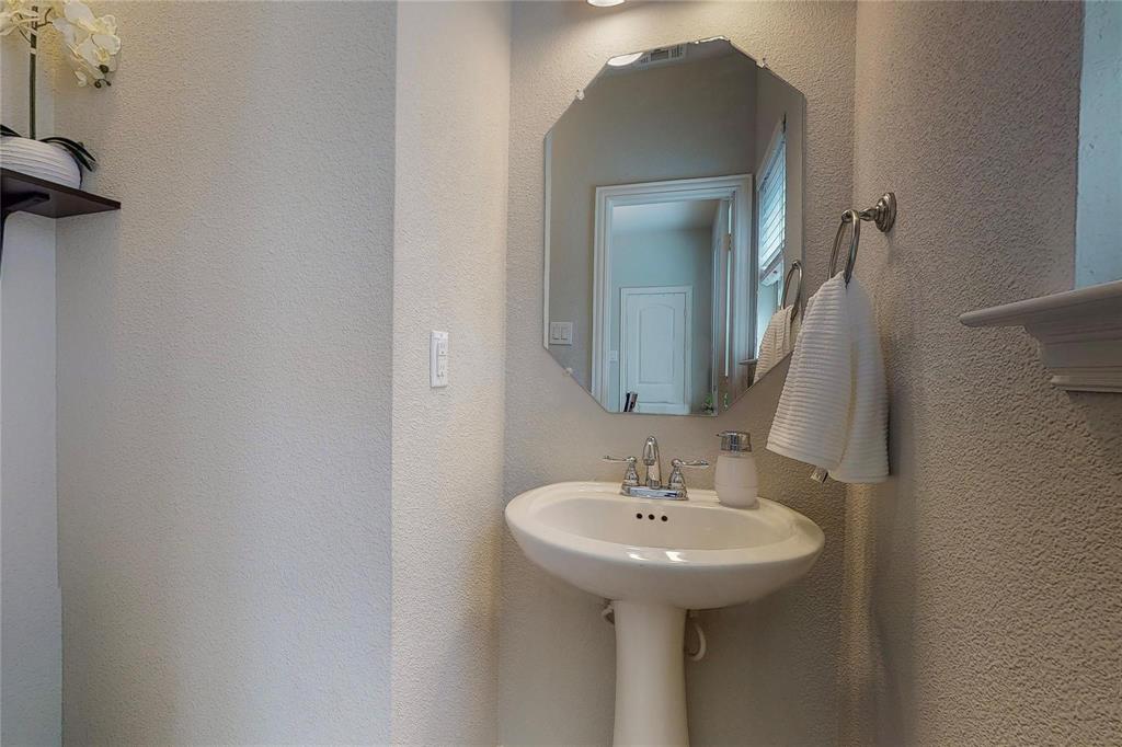 Lake Ridge Town Homes - Residential