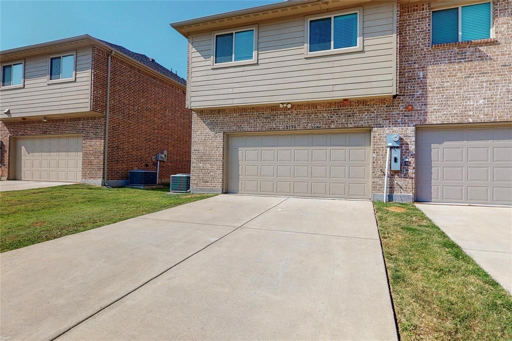 Lake Ridge Town Homes - Residential