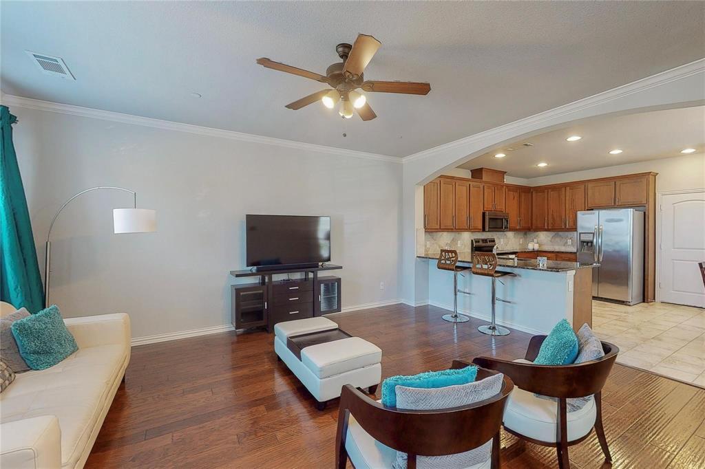 Lake Ridge Town Homes - Residential