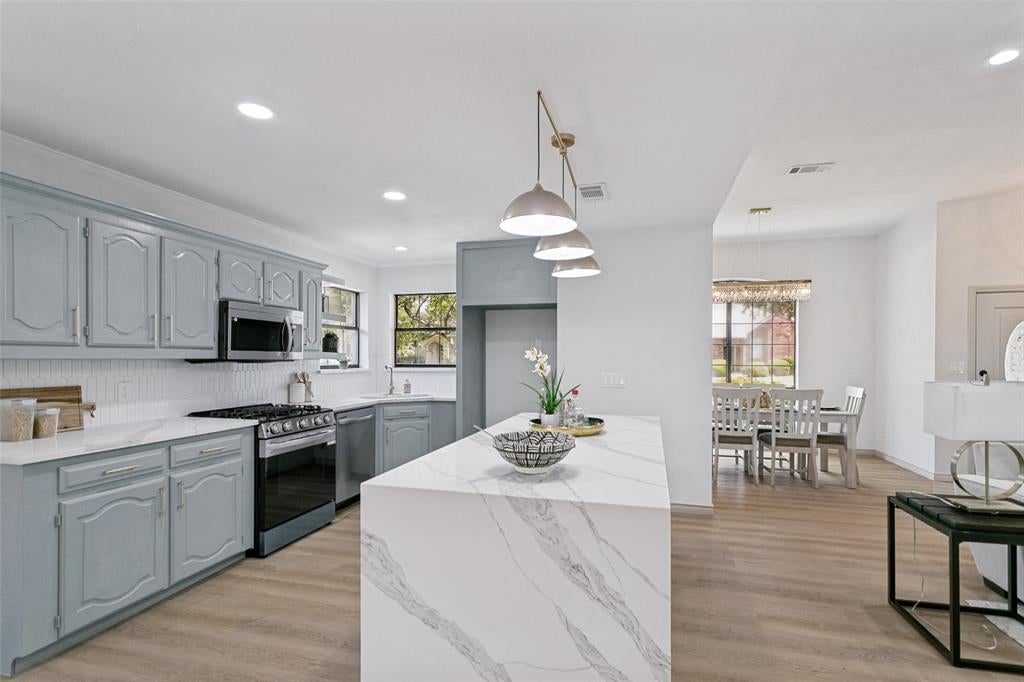 3300 Anchor Drive