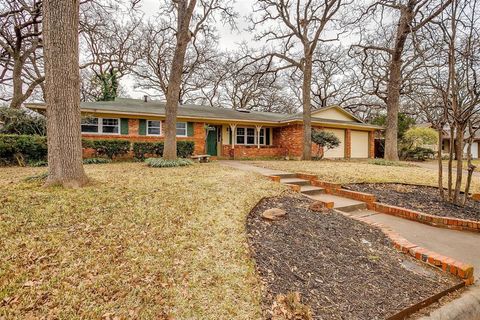 529 Hillview Drive, Hurst, TX 76054 - #: 20818840