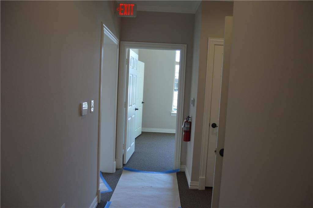 PRESTON CIRCLE OFFICE PARK LLC - Commercial Lease