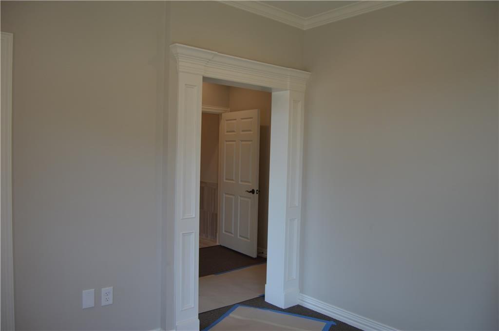 PRESTON CIRCLE OFFICE PARK LLC - Commercial Lease