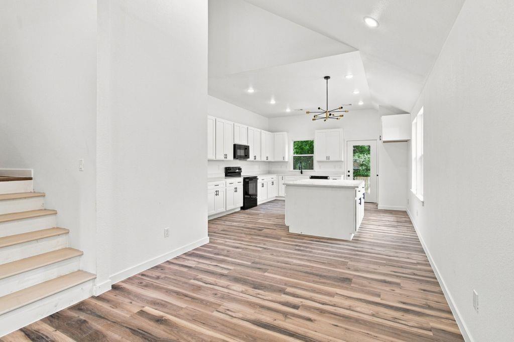 106 E Miller