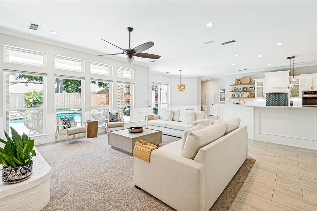 261 Candlelight Cove