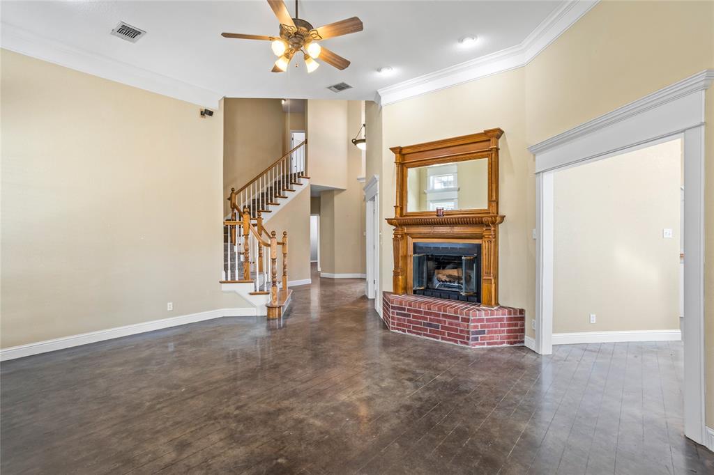 Roberts, Mark R. - Residential