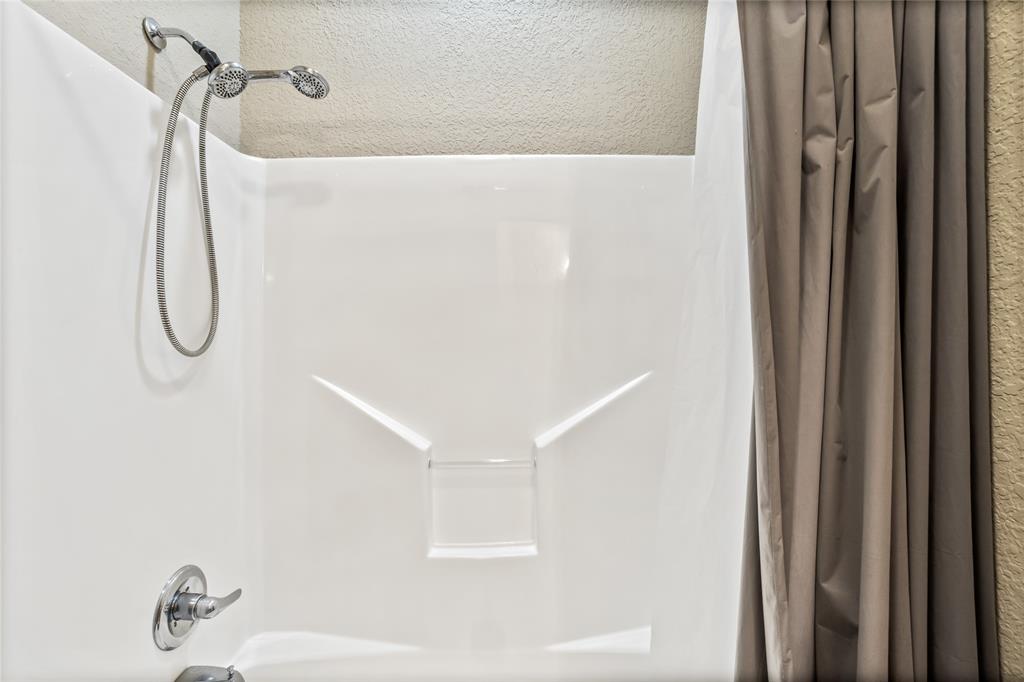 Roberts, Mark R. - Residential