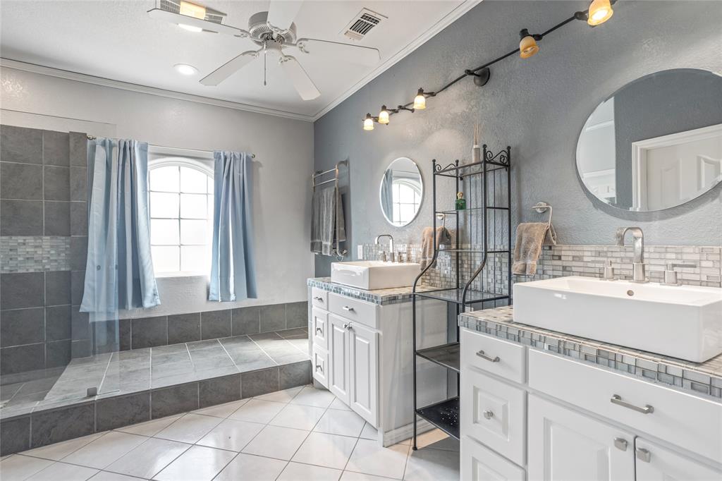 Roberts, Mark R. - Residential