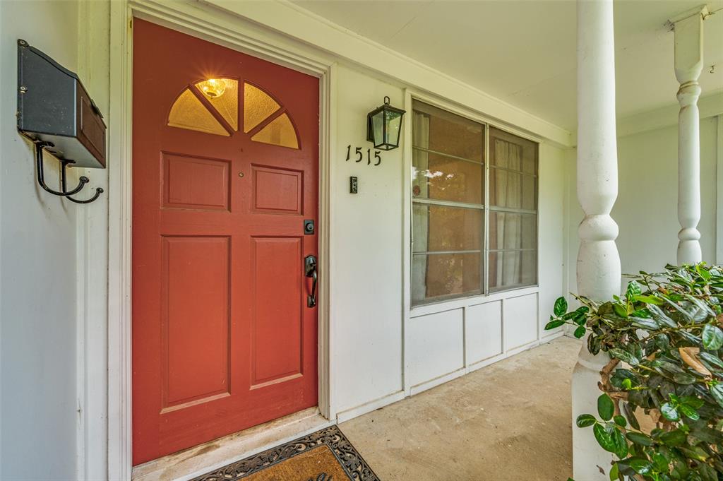 1515 Senter Road